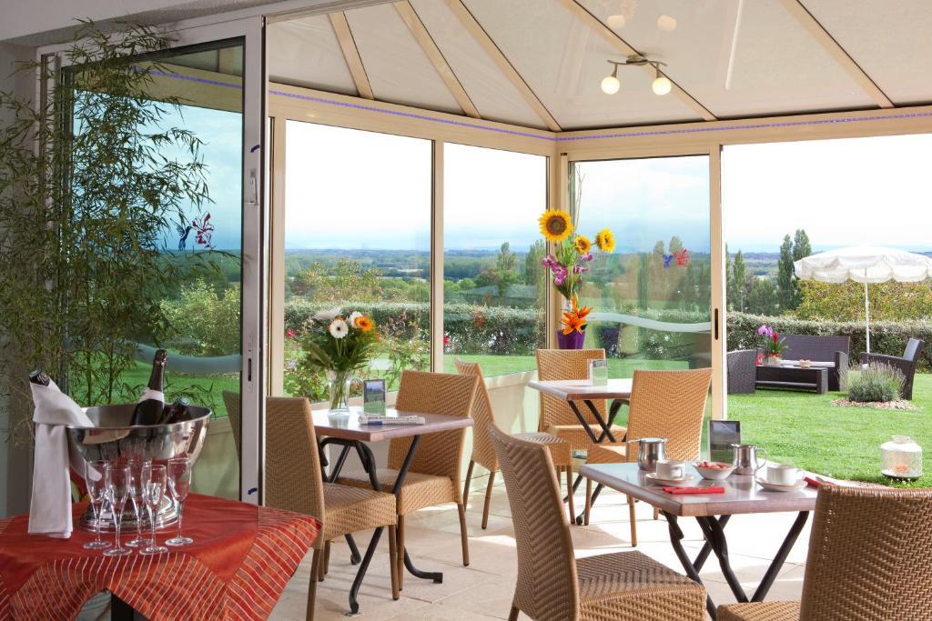 Hotel Le Kolibri Турню Екстериор снимка