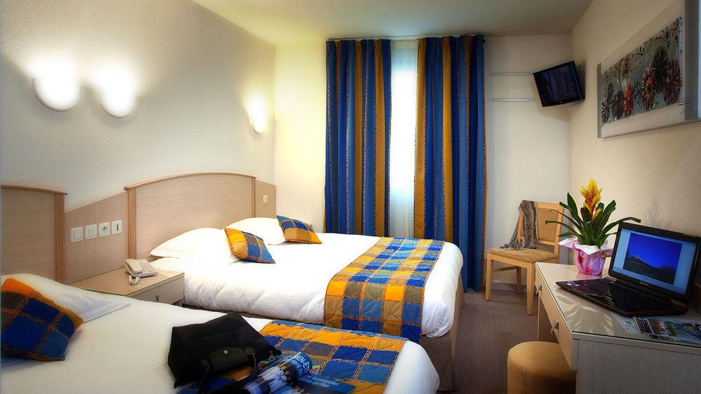 Hotel Le Kolibri Турню Екстериор снимка